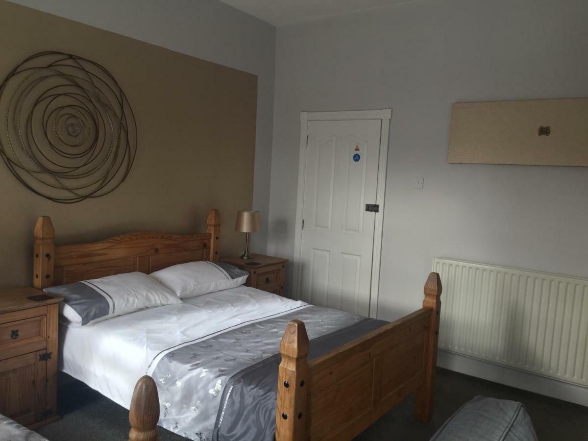 The Keep Guesthouse 卡瑞克福格斯 外观 照片